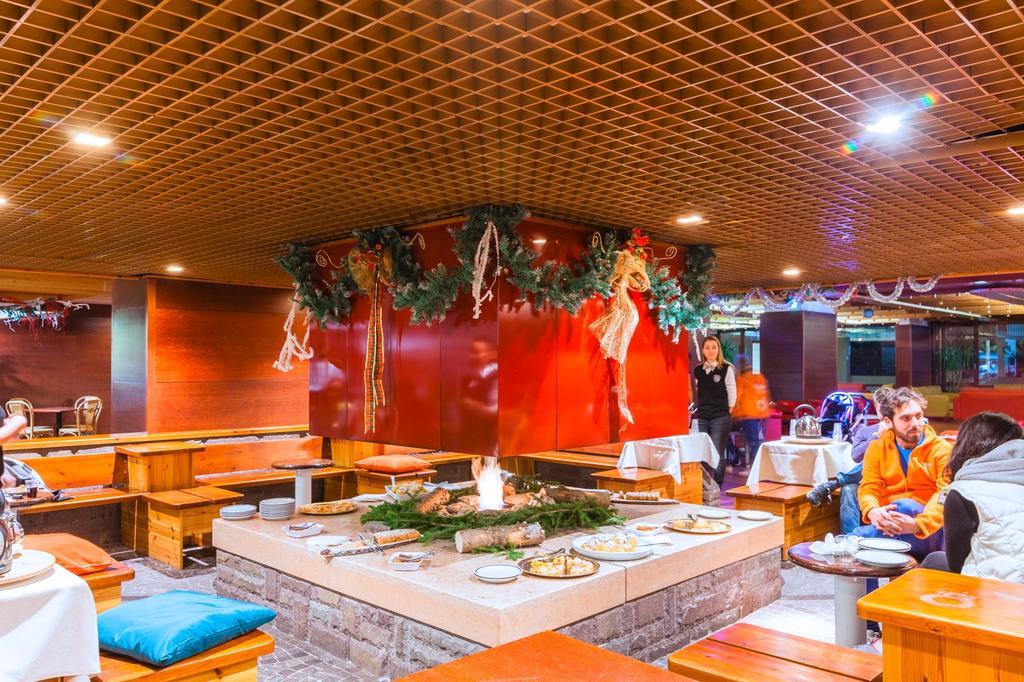 Hotel Club Regina E Fassa Mazzin Eksteriør bilde