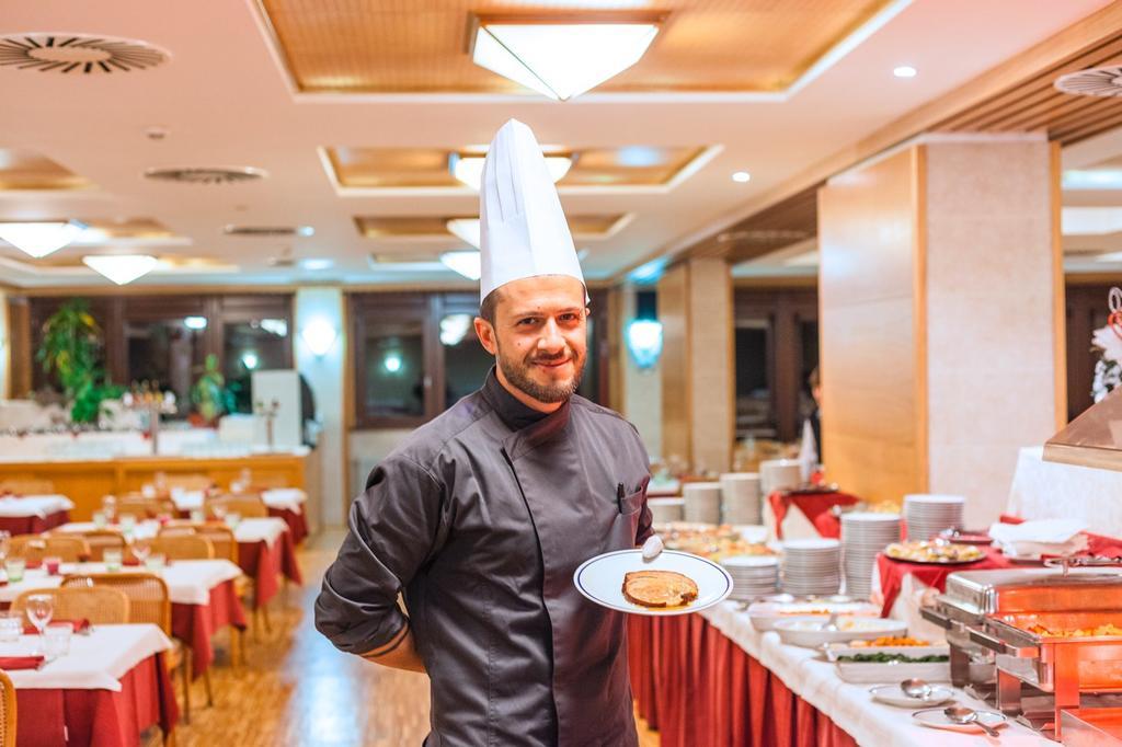 Hotel Club Regina E Fassa Mazzin Eksteriør bilde