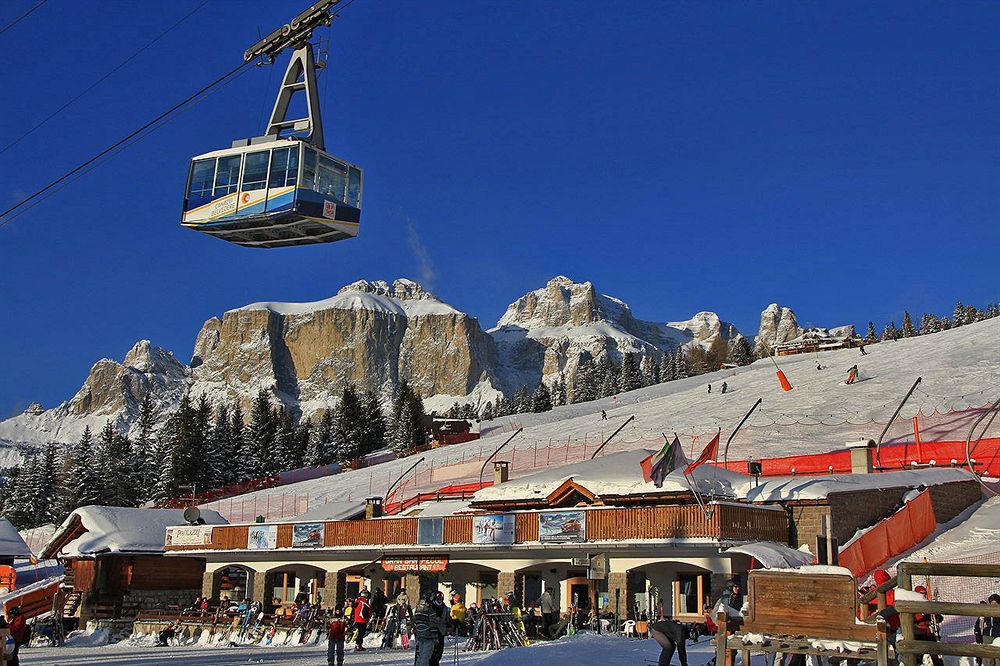 Hotel Club Regina E Fassa Mazzin Eksteriør bilde