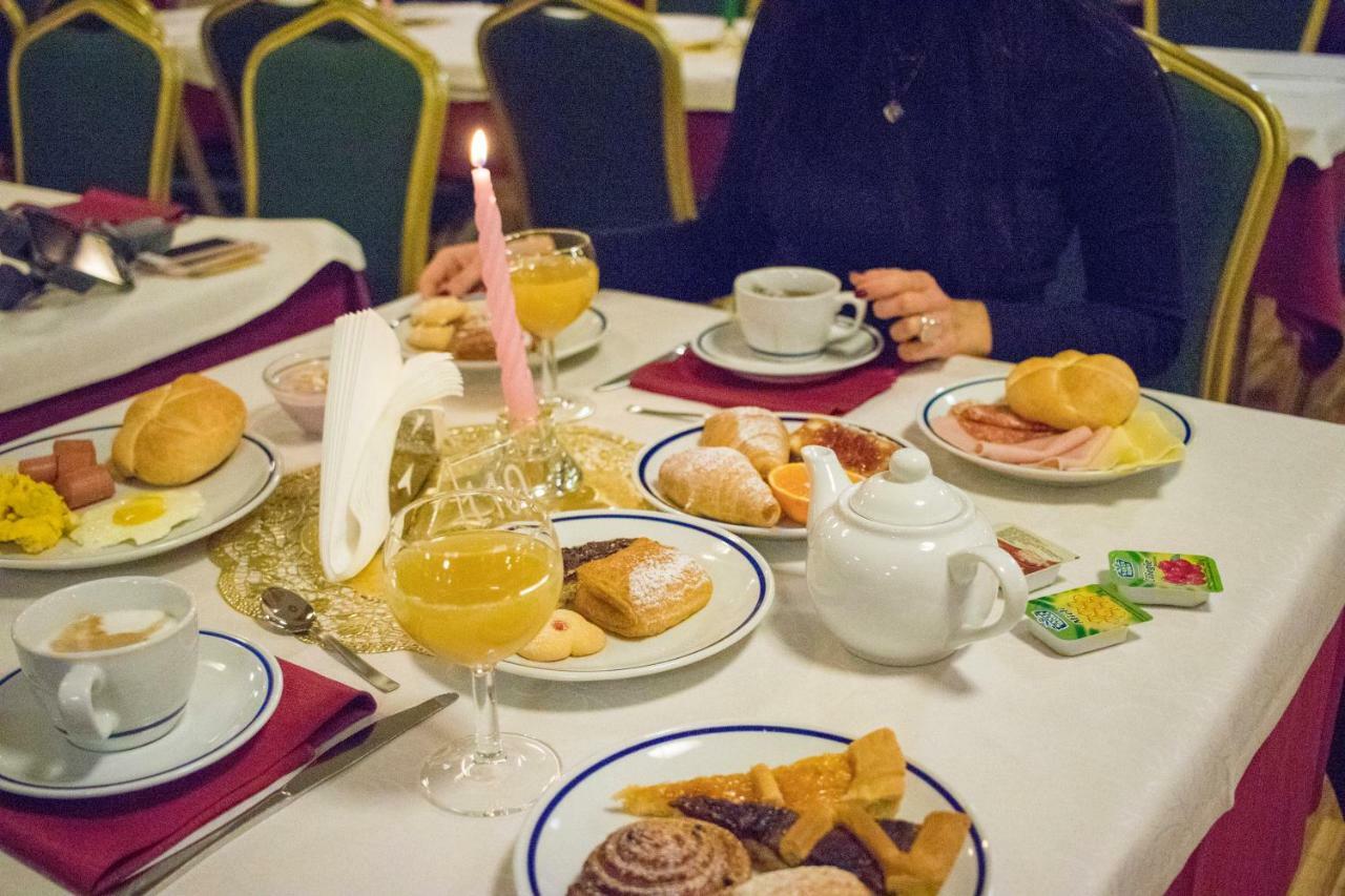 Hotel Club Regina E Fassa Mazzin Eksteriør bilde